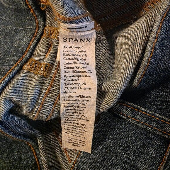 SPANX JEANS Medium Women's Stretchy Pull-On medium/light wash EUC - Picture 5 of 7